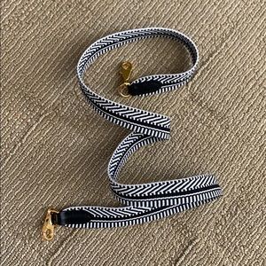 purse shoulder strap with gold hardware clip 40”